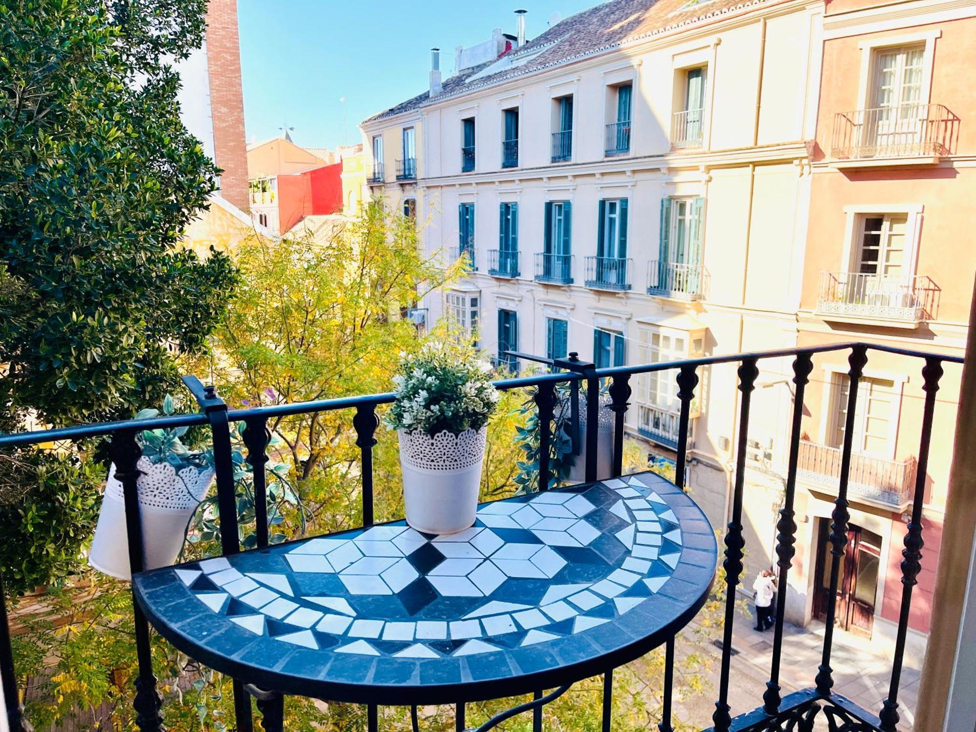 Apartment Bright And Cozy Duplex In The Heart Of *